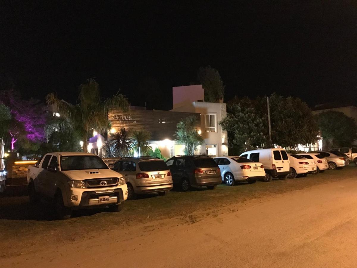 Ayres Village Apart Pinamar Εξωτερικό φωτογραφία